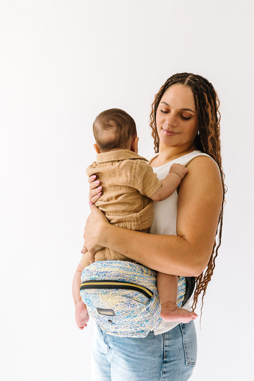 Tushbaby Hip Carrier - Ergonomic Baby Carrier & Hip Seat