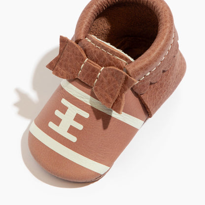 Freshly Picked Touchdown II Bow Baby Shoe