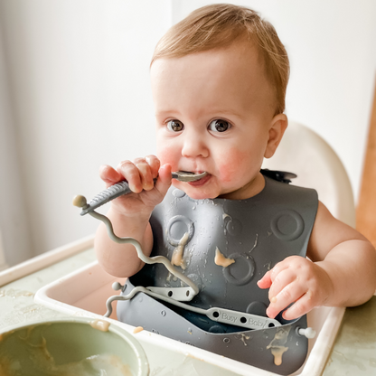 Busy Baby Travel Tether Bib + Utensils