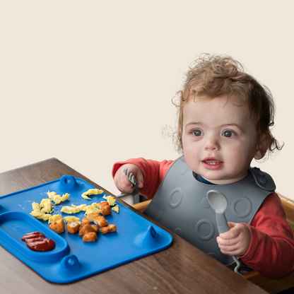 Busy Baby Travel Tether Bib + Utensils