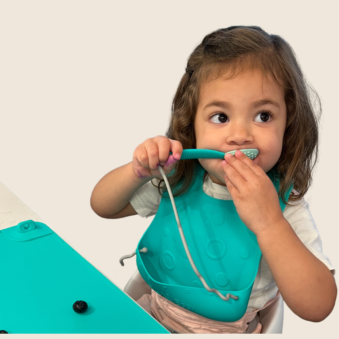 Busy Baby Travel Tether Bib