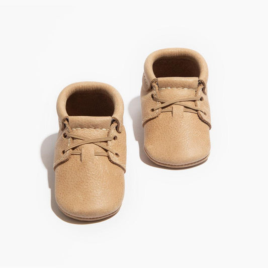 Freshly Picked Weathered Brown Oxford Baby Shoe