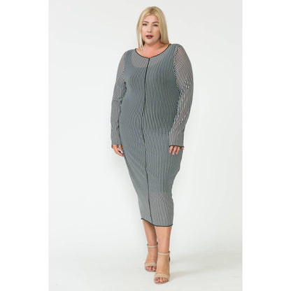 Plus Size Mesh & Solid Midi Dress