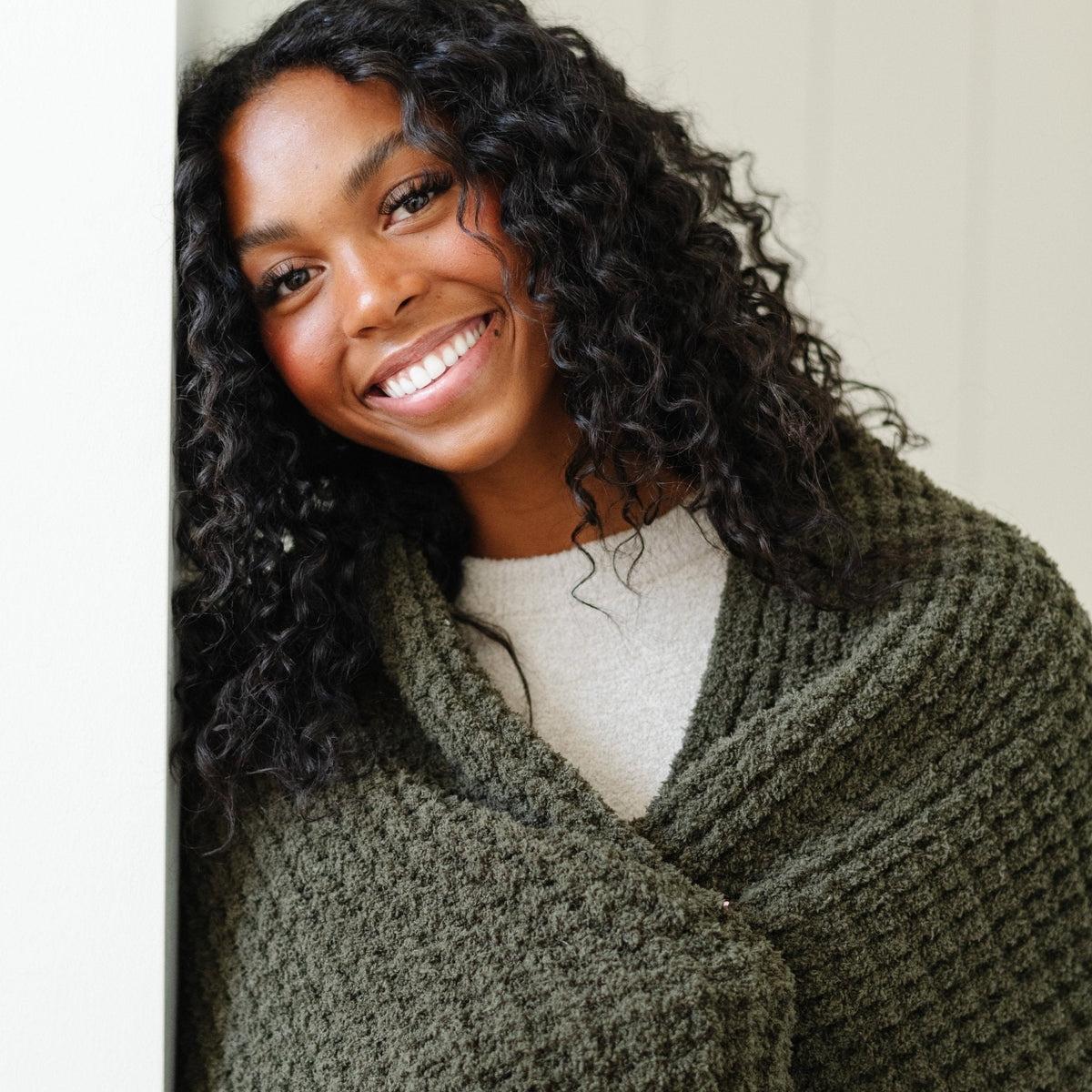 Saranoni Waffle Knit Throw Blankets