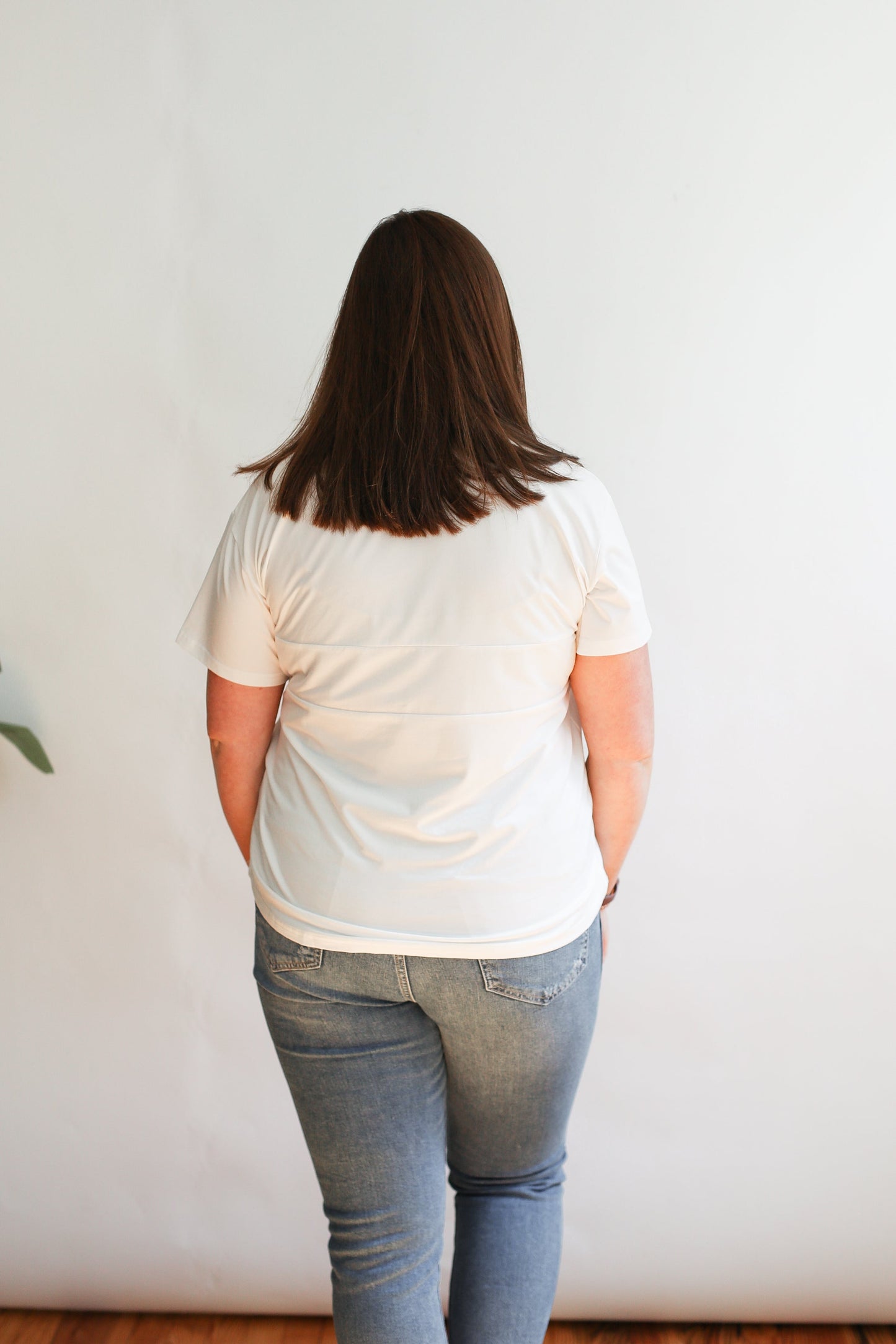 Movemama Full Zip Breastfeeding Tee