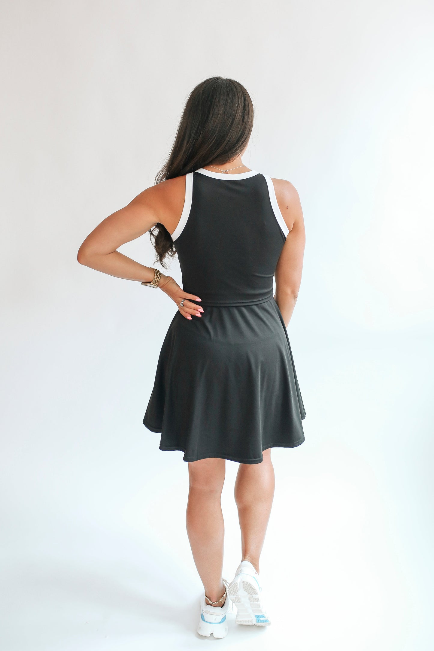 Movemama The Courtside Nursing Tennis Dress – Breastfeeding Friendly