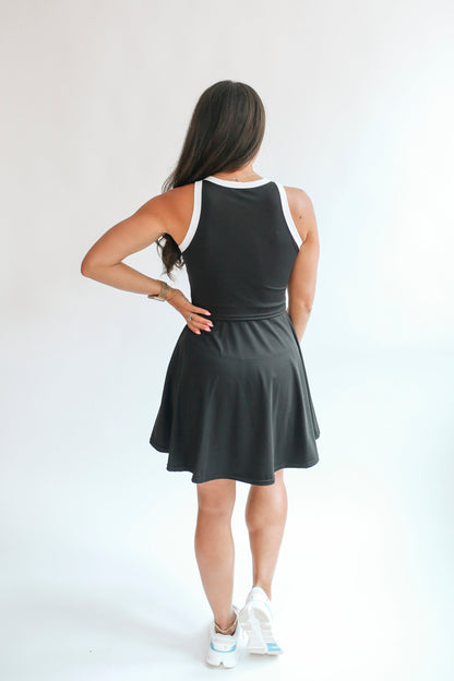 Movemama The Courtside Nursing Tennis Dress – Breastfeeding Friendly