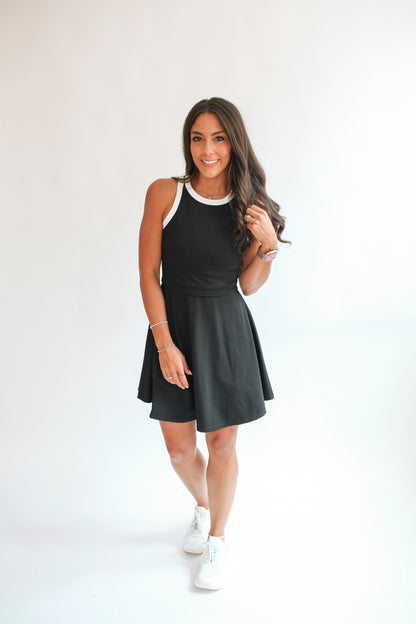 Movemama The Courtside Nursing Tennis Dress – Breastfeeding Friendly