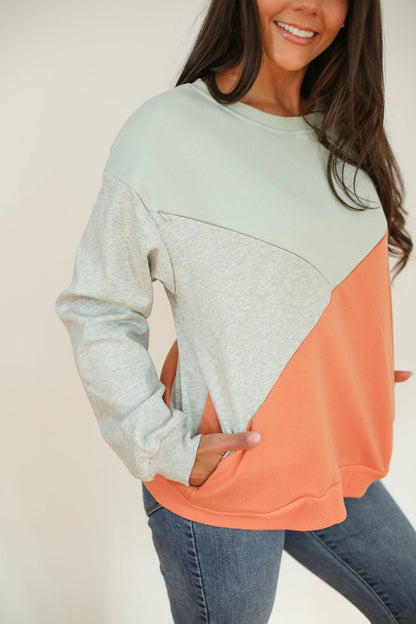 Crewneck Diagonal Zip Breastfeeding Sweatshirt