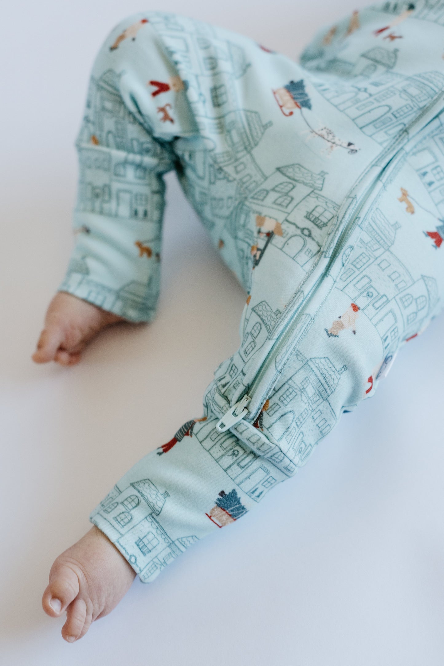 LURE Peek-a-Boo Baby Sleeper Merry Little Street