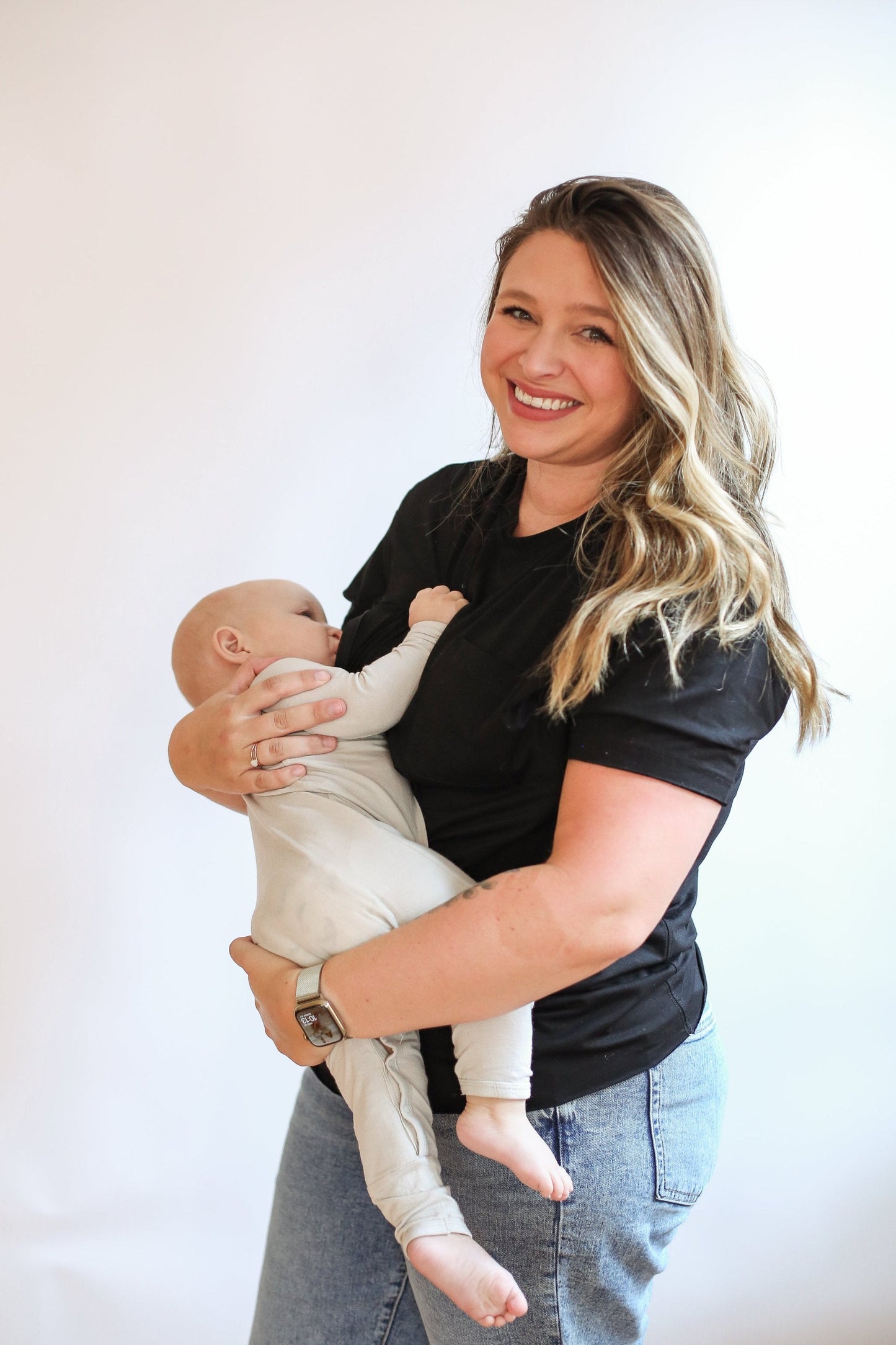 Movemama Relaxed Fit Zip Breastfeeding Tee