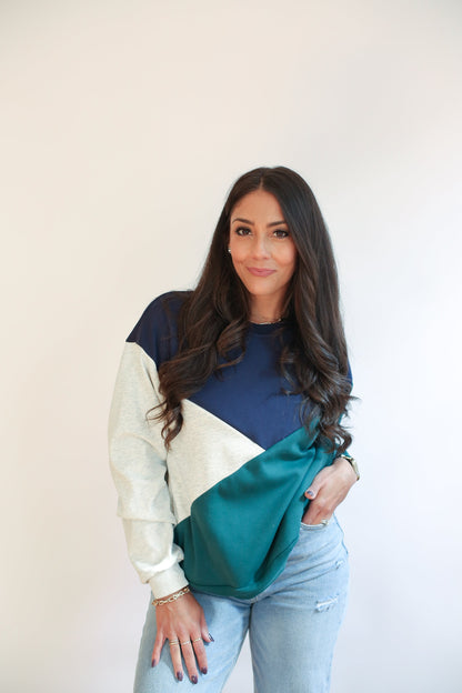 Movemama Velour Interior Diagonal Zip Breastfeeding Sweatshirt