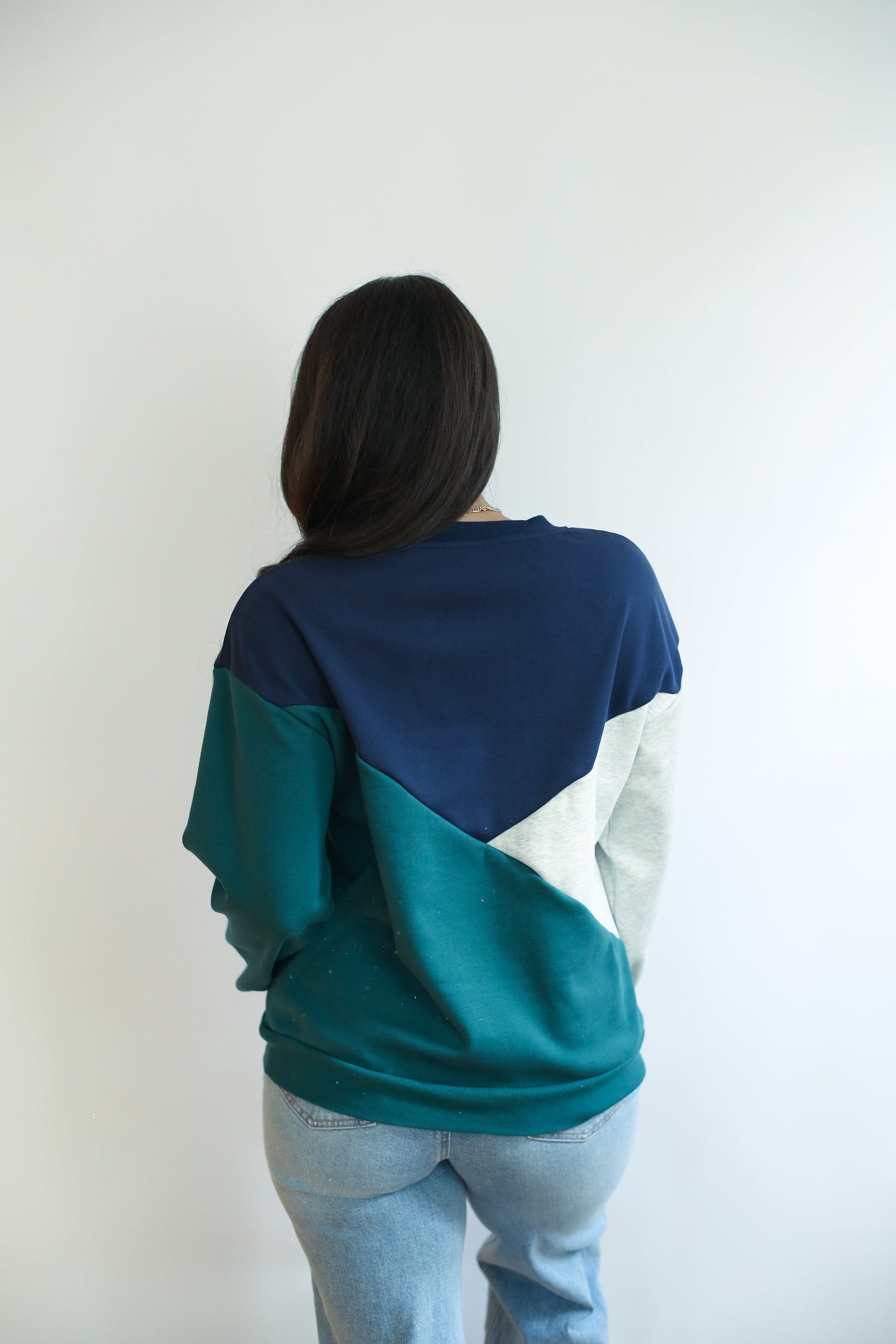 Movemama Velour Interior Diagonal Zip Breastfeeding Sweatshirt