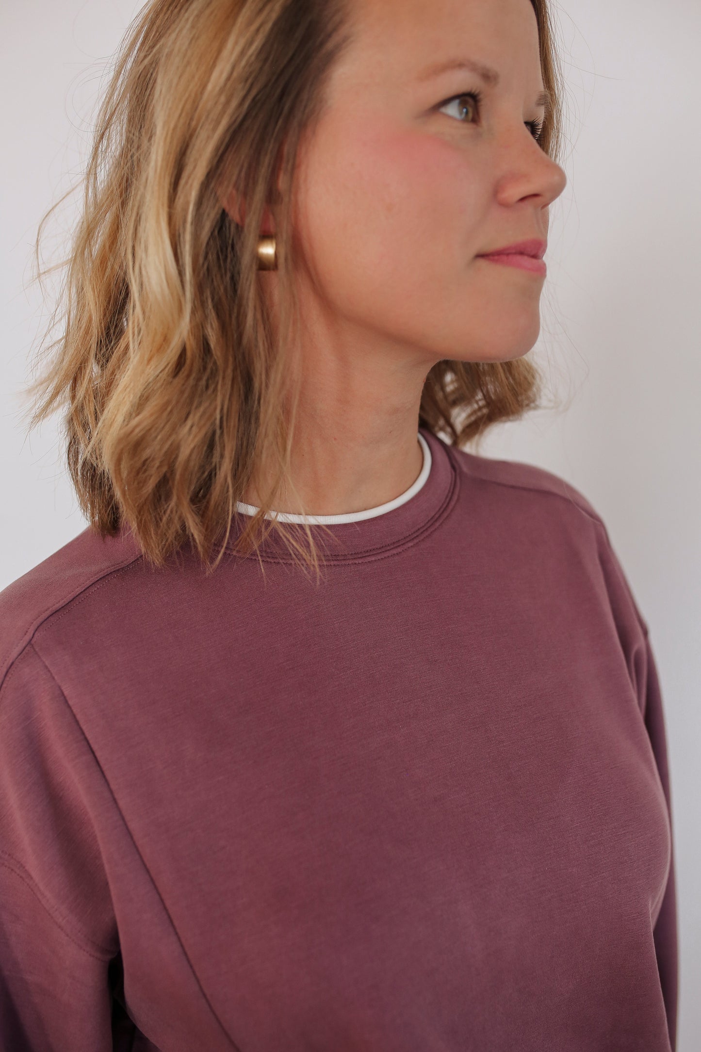 Movemama Luxe Nursing Lounge Crewneck