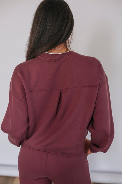 Movemama Luxe Nursing Lounge Crewneck