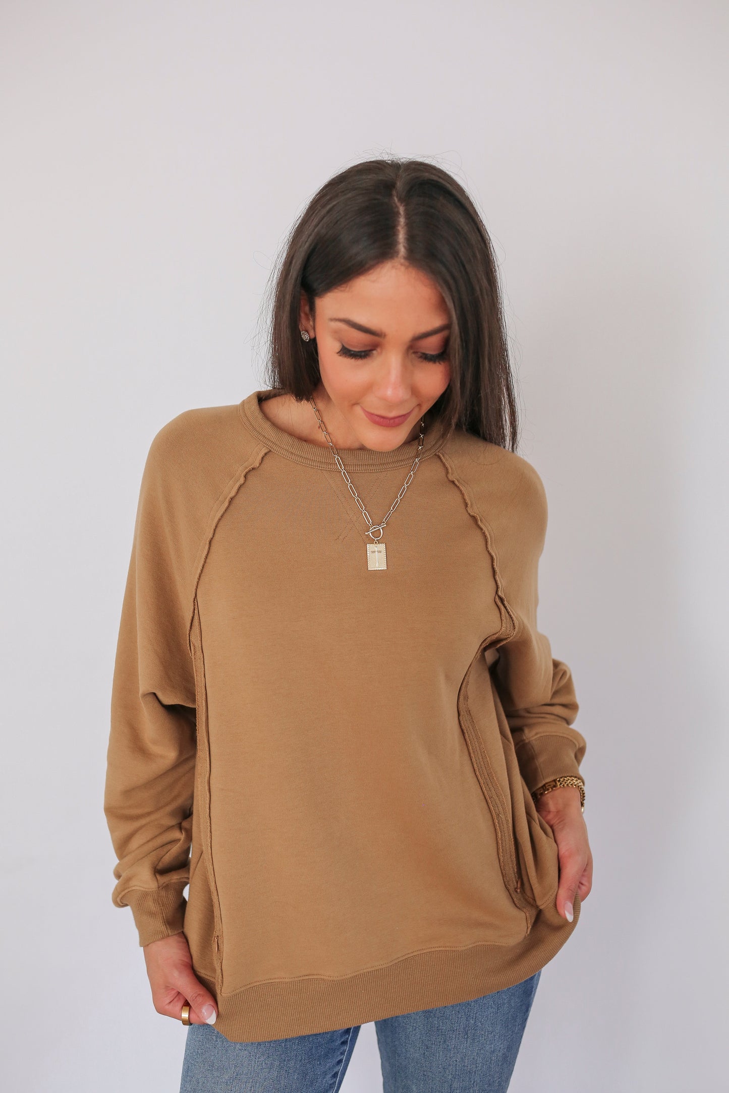 Movemama Big Hug Vertical Zip Breastfeeding Crewneck