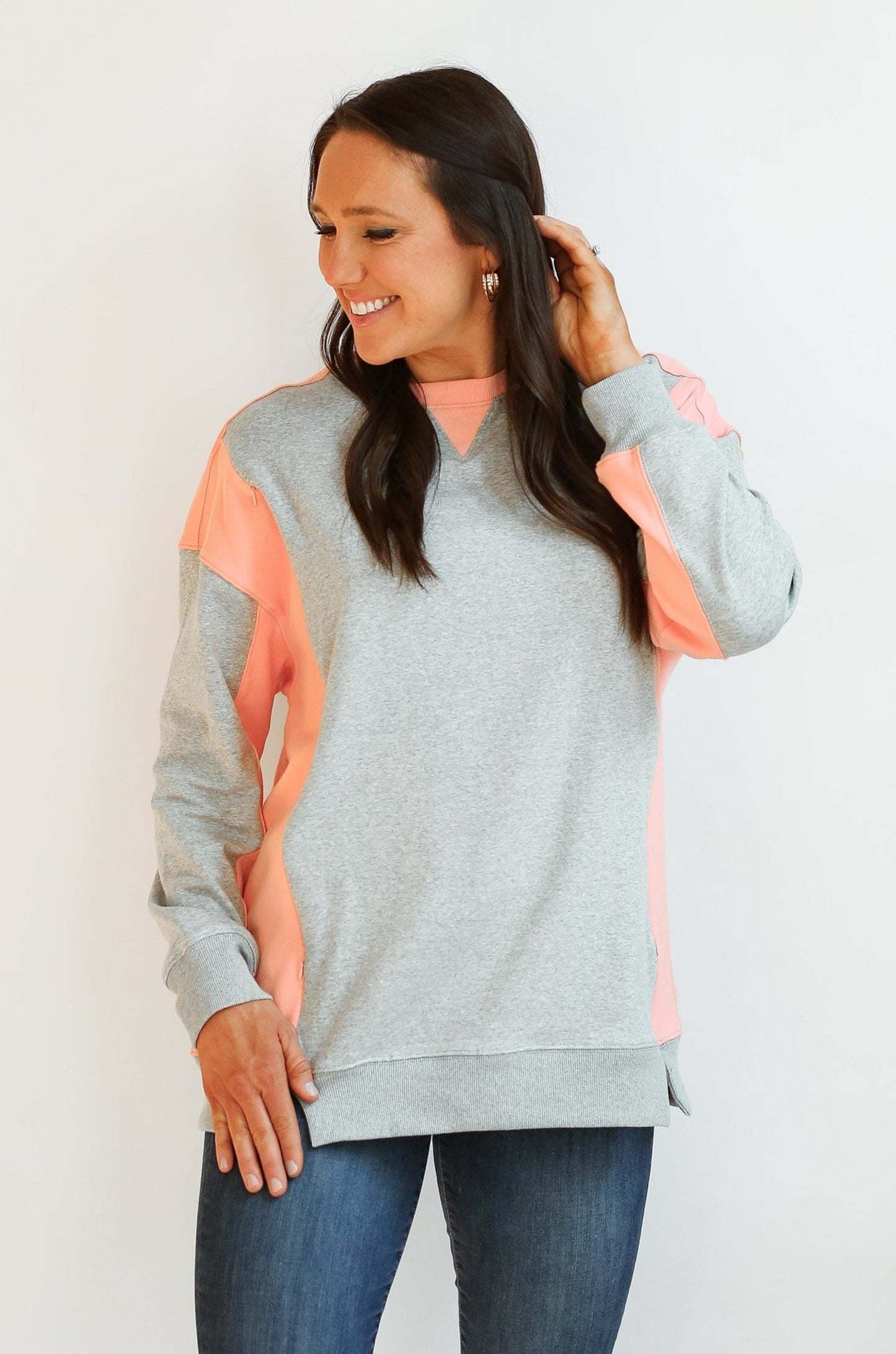 Movemama Colorblock Nursing Lightweight Sweatshirt (Final Sale)