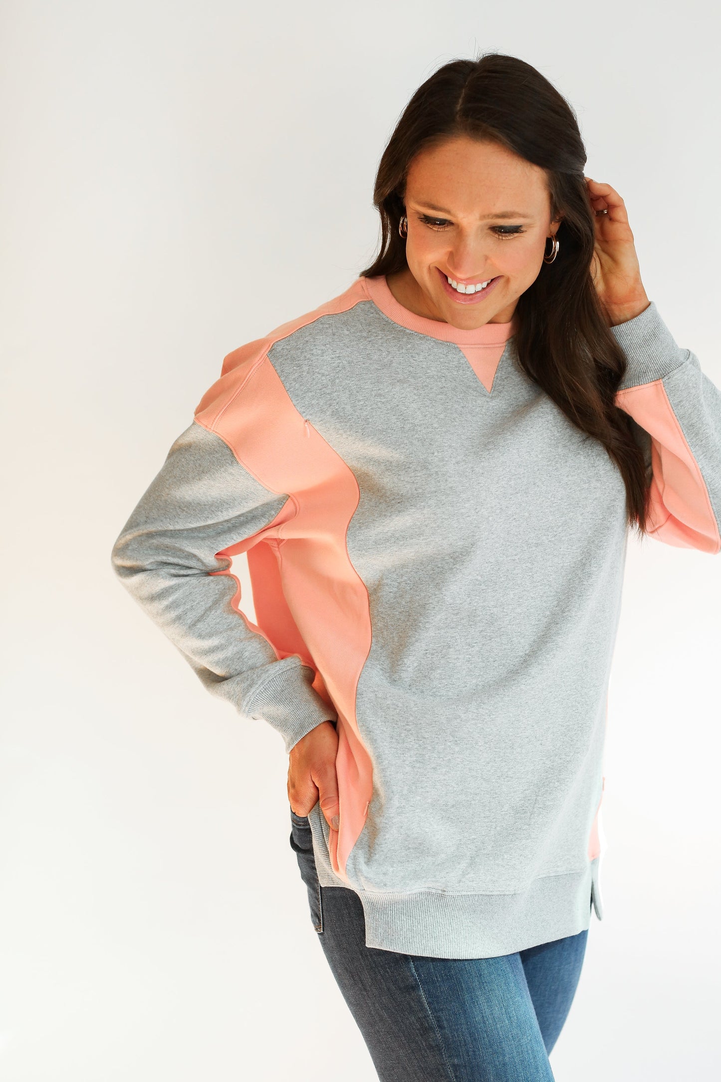 Movemama Colorblock Nursing Lightweight Sweatshirt (Final Sale)