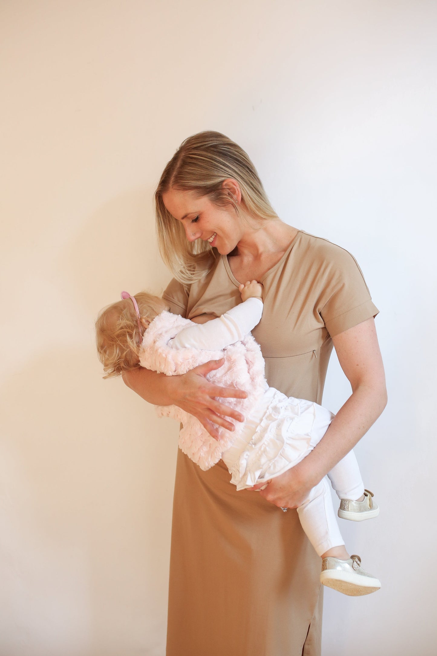 Movemama Invisible Zipper Midi Breastfeeding T-Shirt Dress (Final Sale)