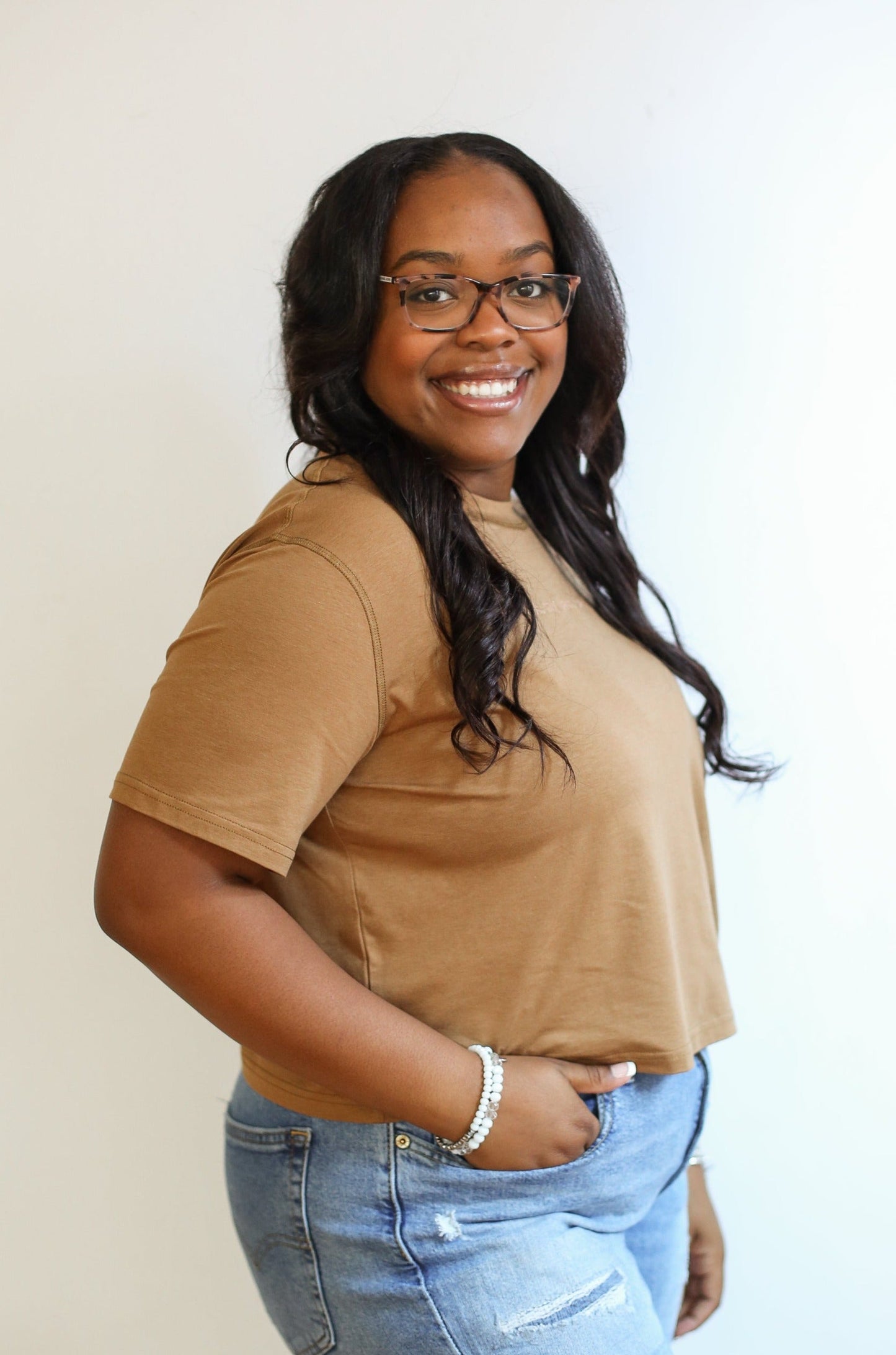 Movemama Cropped Embroidered Nursing Friendly Tee (Final Sale)