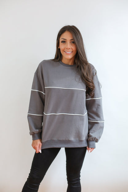Movemama Relaxed Fit Invisible Zipper Breastfeeding Sweatshirt with Piping