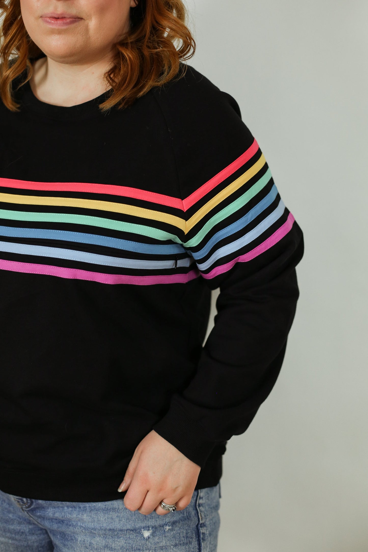 Movemama Six Stripe Invisible Zip Breastfeeding Sweatshirt
