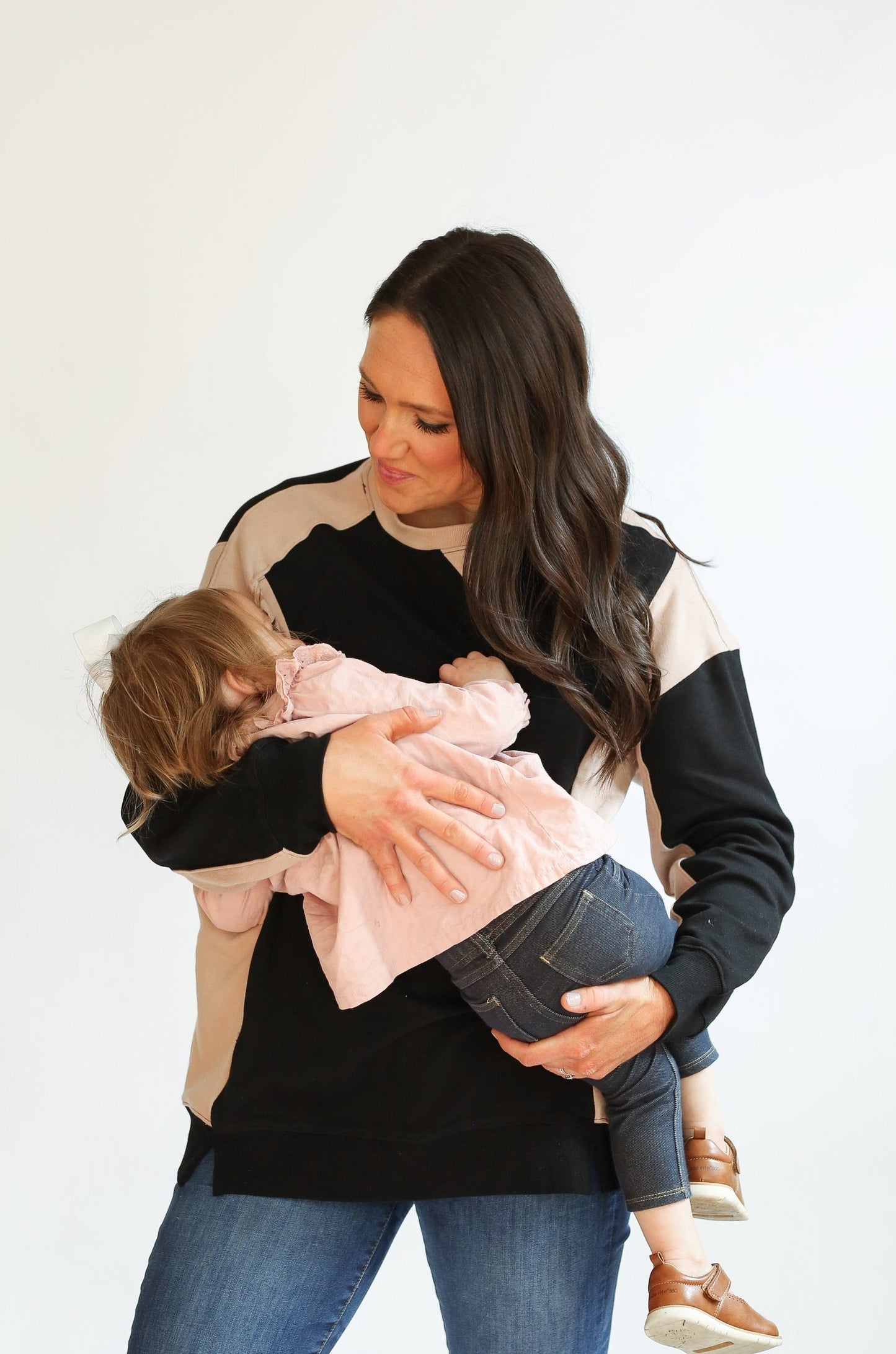 Movemama Colorblock Nursing Lightweight Sweatshirt (Final Sale)