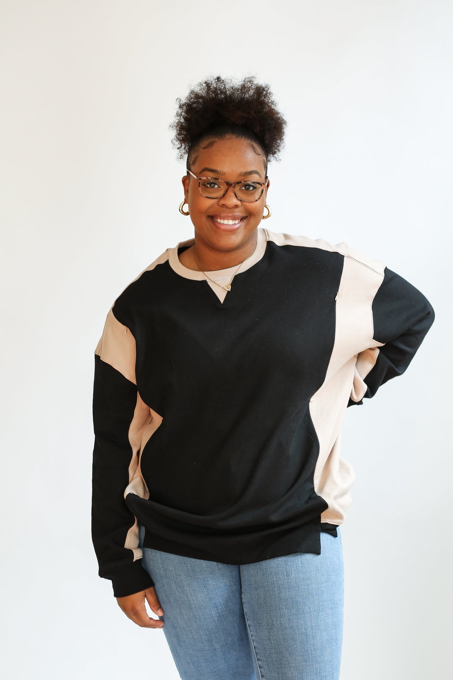 Movemama Colorblock Nursing Lightweight Sweatshirt (Final Sale)