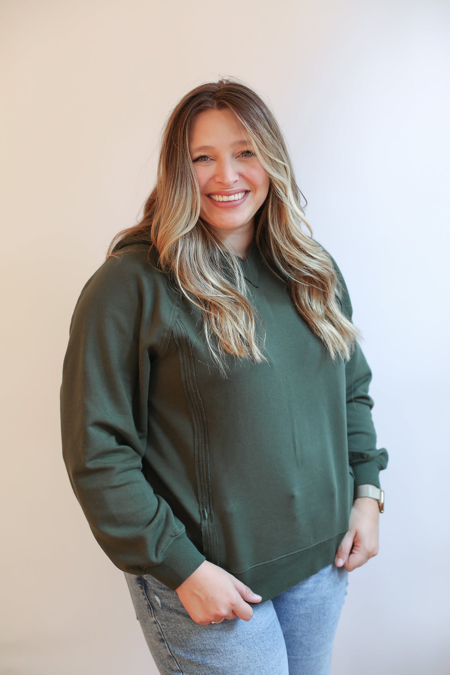 Movemama Big Hug Vertical Zip Breastfeeding Hoodie