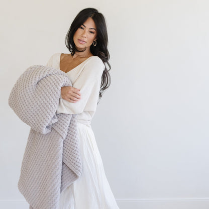 Saranoni Waffle Knit Throw Blankets