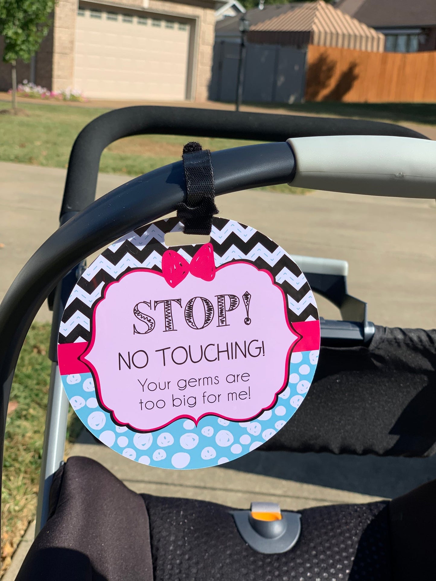 Three Little Tots Girl Zig Zag Please Don't Touch My Baby Car Seat Sign Tag